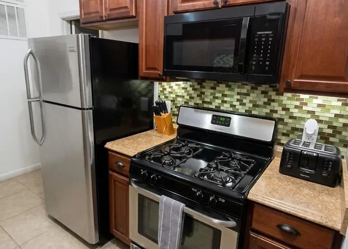 Unit 1 - 2Br Roosevelt Row, Free Parking, Private Yard Apartament *